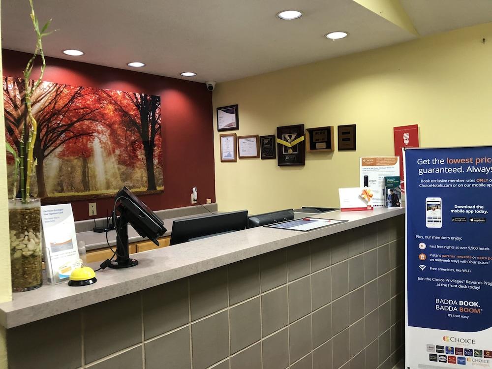 Econo Lodge Marion I-81 Eksteriør billede