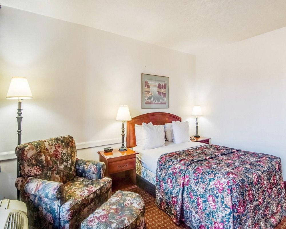 Econo Lodge Marion I-81 Eksteriør billede