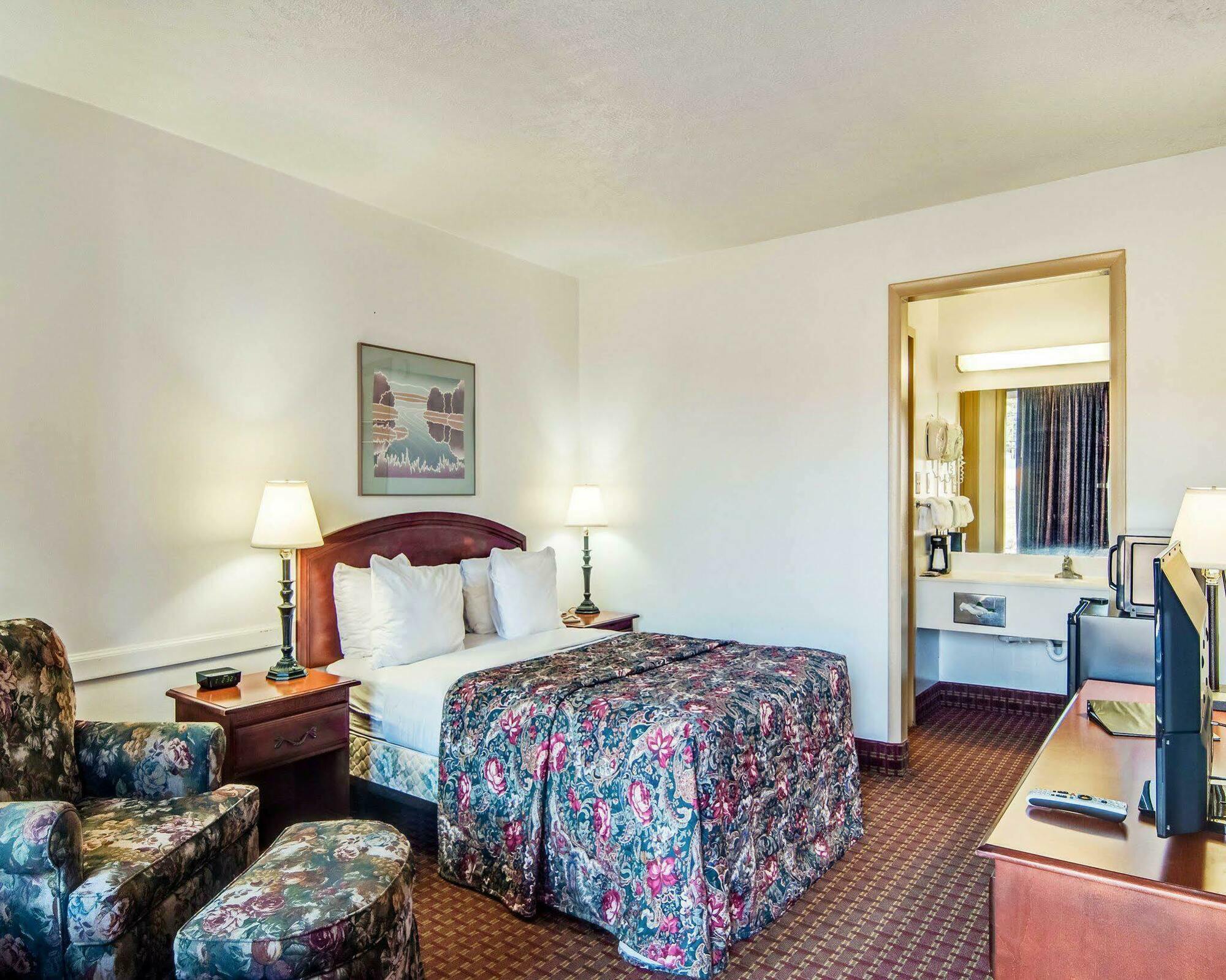 Econo Lodge Marion I-81 Eksteriør billede