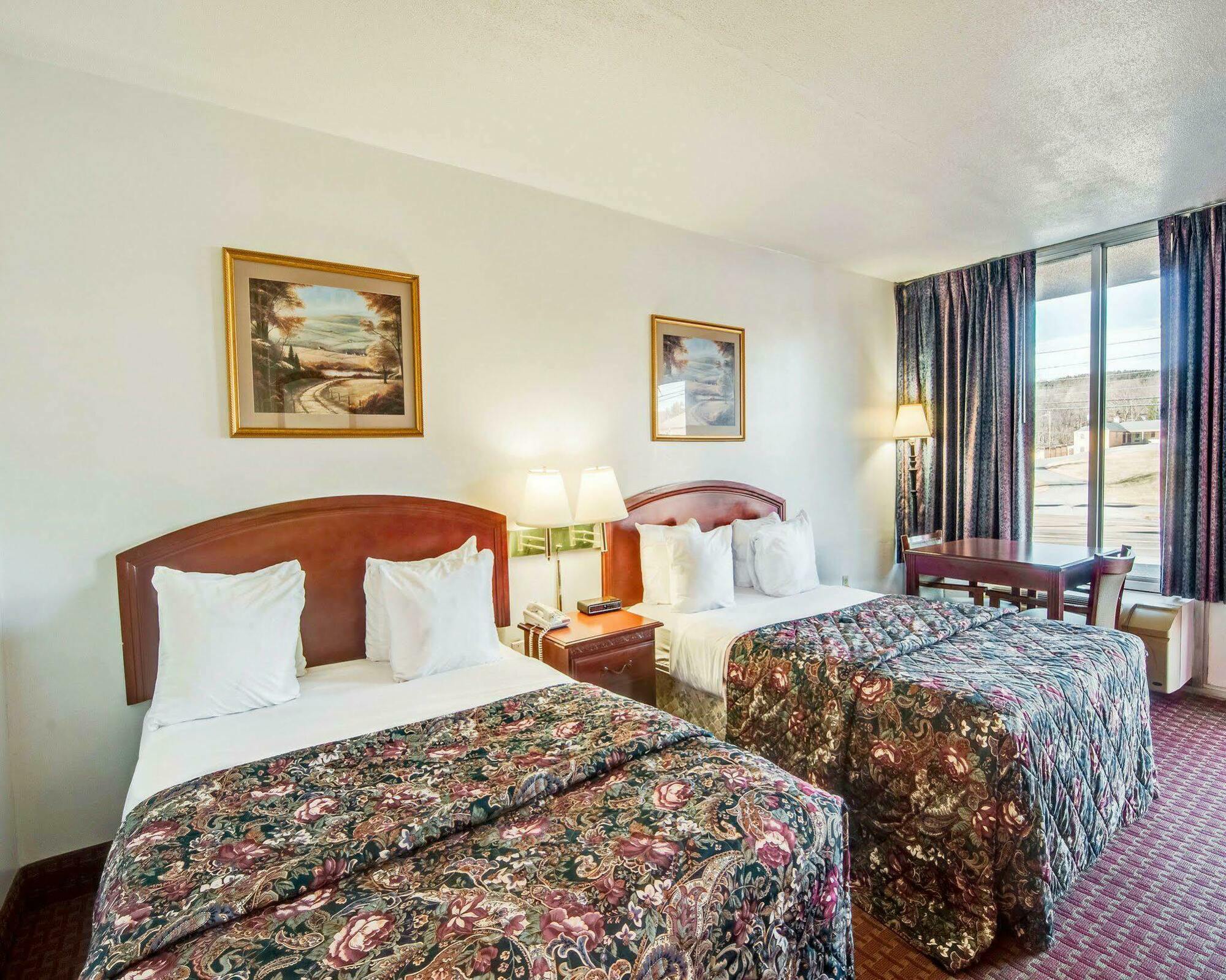 Econo Lodge Marion I-81 Eksteriør billede